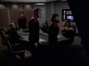 extant_StarTrek_VOY_6x22-Muse_01318.jpg