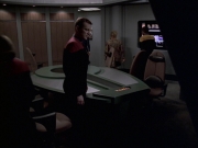extant_StarTrek_VOY_6x22-Muse_01329.jpg
