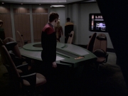 extant_StarTrek_VOY_6x22-Muse_01331.jpg