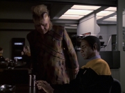 extant_StarTrek_VOY_6x22-Muse_01584.jpg