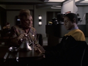 extant_StarTrek_VOY_6x22-Muse_01600.jpg