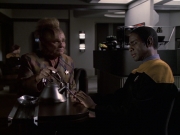 extant_StarTrek_VOY_6x22-Muse_01613.jpg