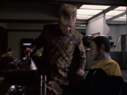 extant_StarTrek_VOY_6x22-Muse_01651.jpg