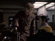 extant_StarTrek_VOY_6x22-Muse_01654.jpg