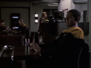 extant_StarTrek_VOY_6x22-Muse_01665.jpg
