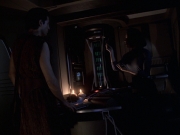extant_StarTrek_VOY_6x22-Muse_01827.jpg