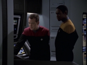 extant_StarTrek_VOY_6x22-Muse_03054.jpg
