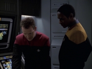 extant_StarTrek_VOY_6x22-Muse_03063.jpg