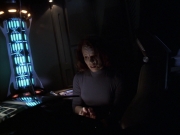 extant_StarTrek_VOY_6x22-Muse_03293.jpg