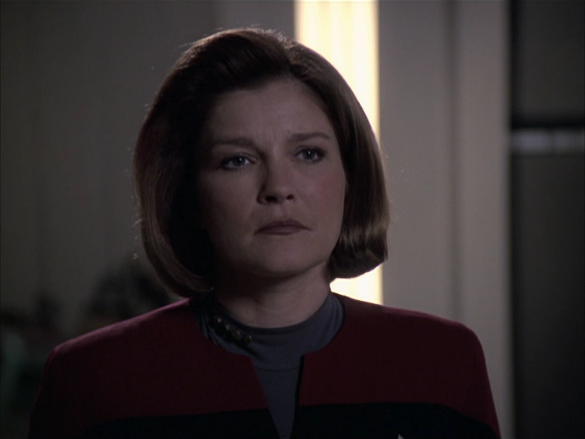 extant_StarTrek_VOY_6x23-Fury_00017.jpg