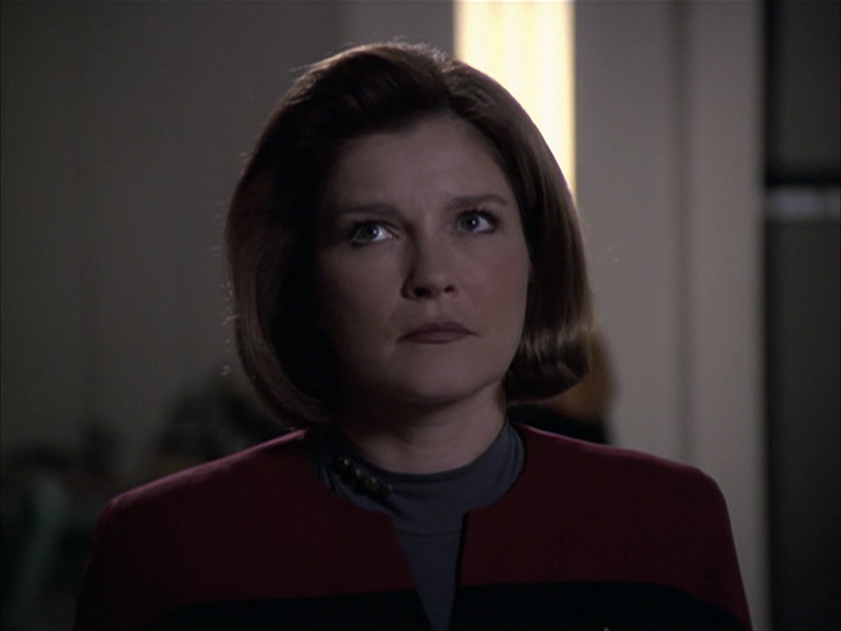 extant_StarTrek_VOY_6x23-Fury_00019.jpg