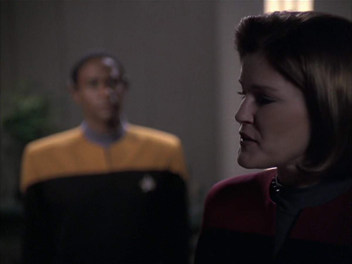 extant_StarTrek_VOY_6x23-Fury_00052.jpg