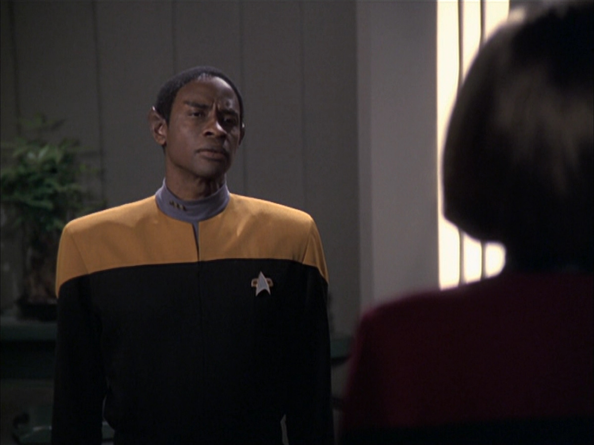 extant_StarTrek_VOY_6x23-Fury_00058.jpg