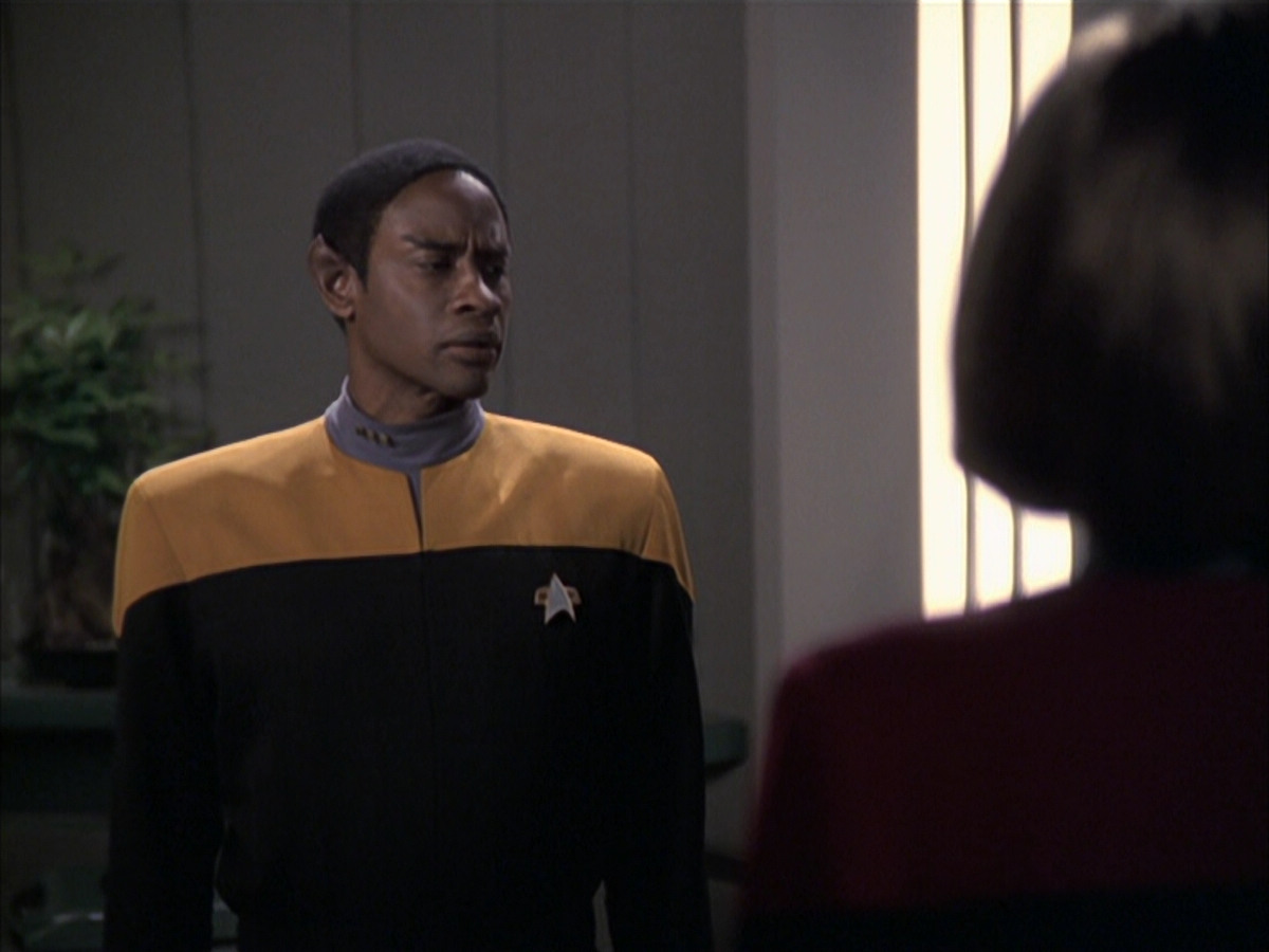 extant_StarTrek_VOY_6x23-Fury_00061.jpg