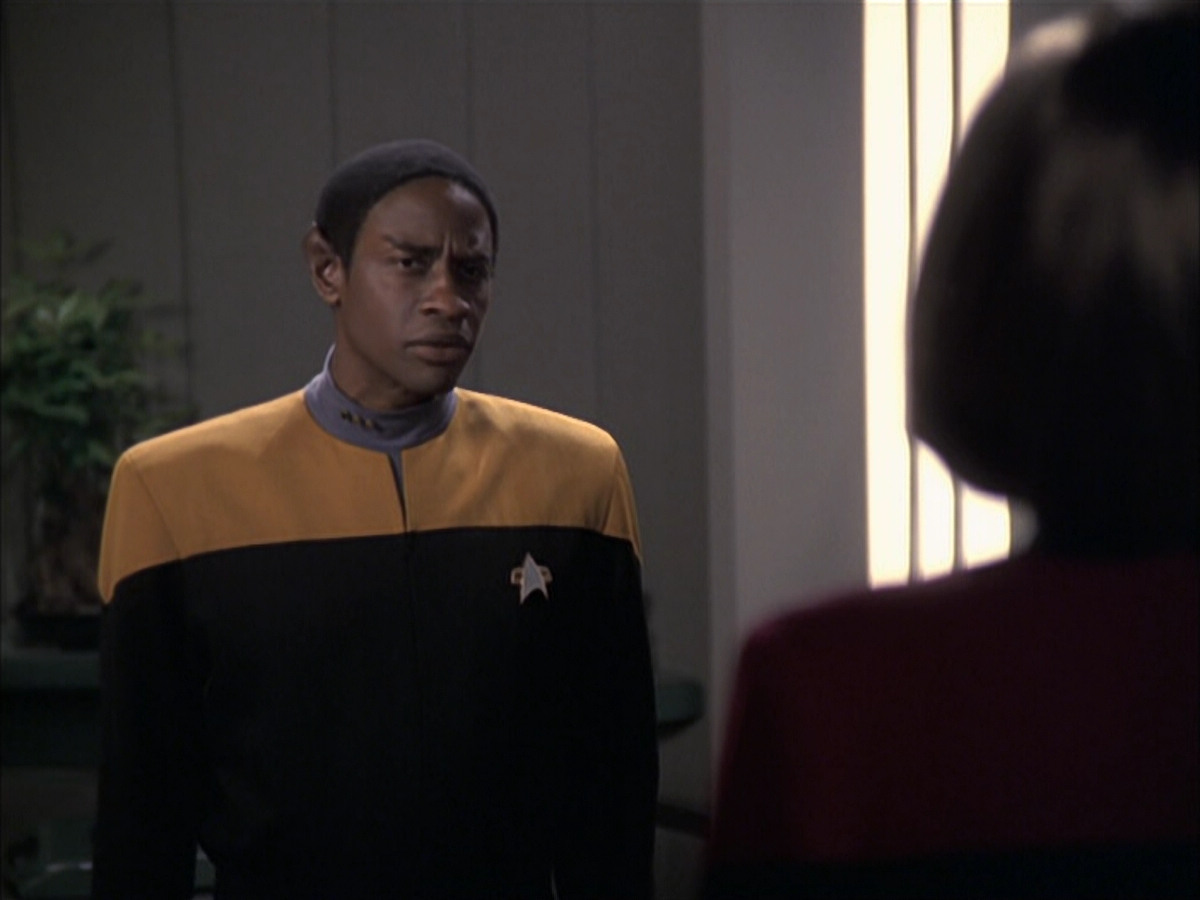 extant_StarTrek_VOY_6x23-Fury_00063.jpg