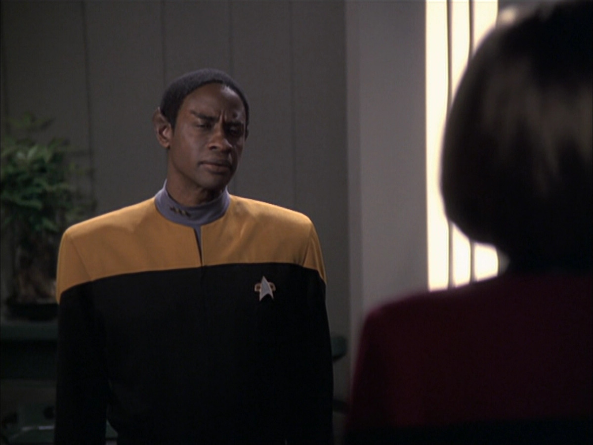 extant_StarTrek_VOY_6x23-Fury_00065.jpg