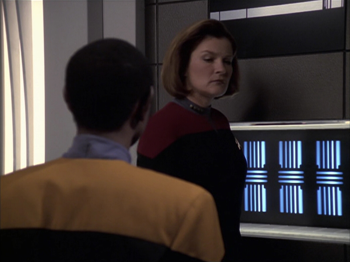 extant_StarTrek_VOY_6x23-Fury_00090.jpg
