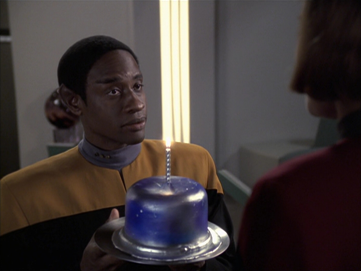 extant_StarTrek_VOY_6x23-Fury_00121.jpg