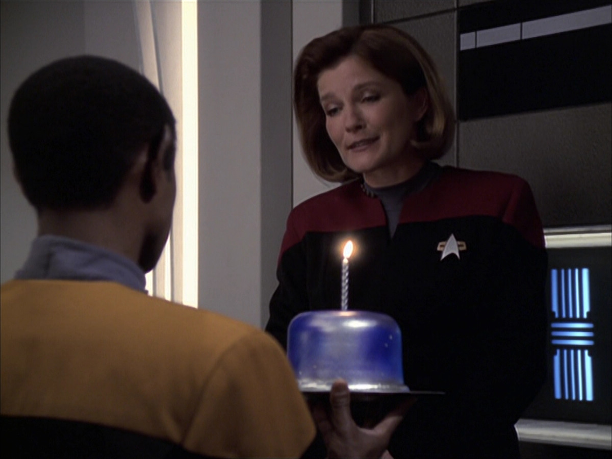 extant_StarTrek_VOY_6x23-Fury_00125.jpg