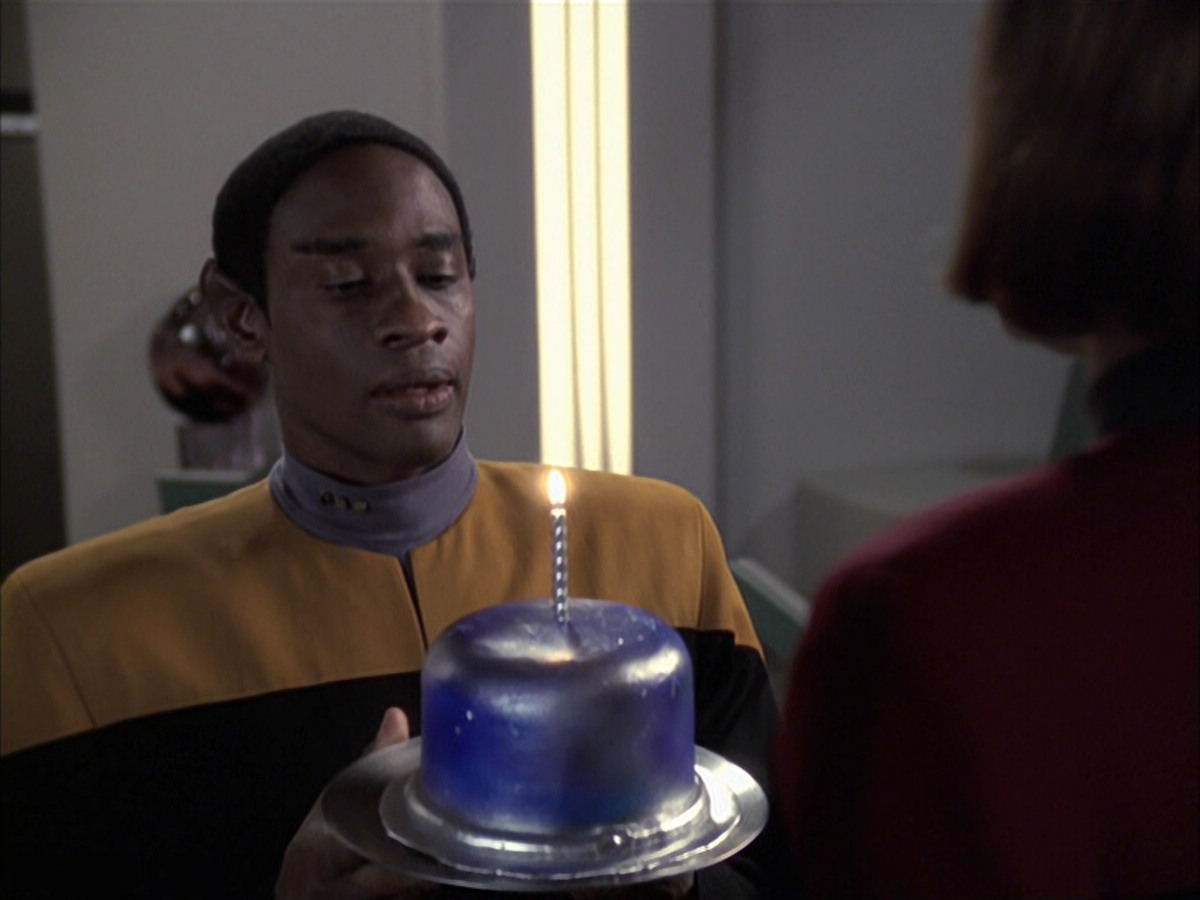 extant_StarTrek_VOY_6x23-Fury_00131.jpg