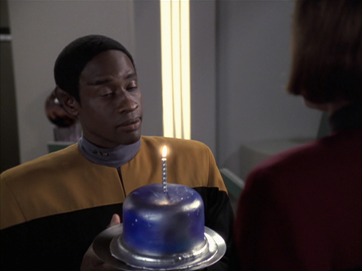 extant_StarTrek_VOY_6x23-Fury_00132.jpg