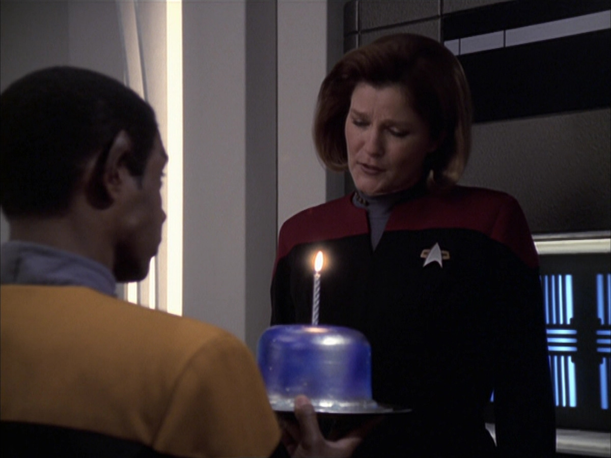 extant_StarTrek_VOY_6x23-Fury_00135.jpg