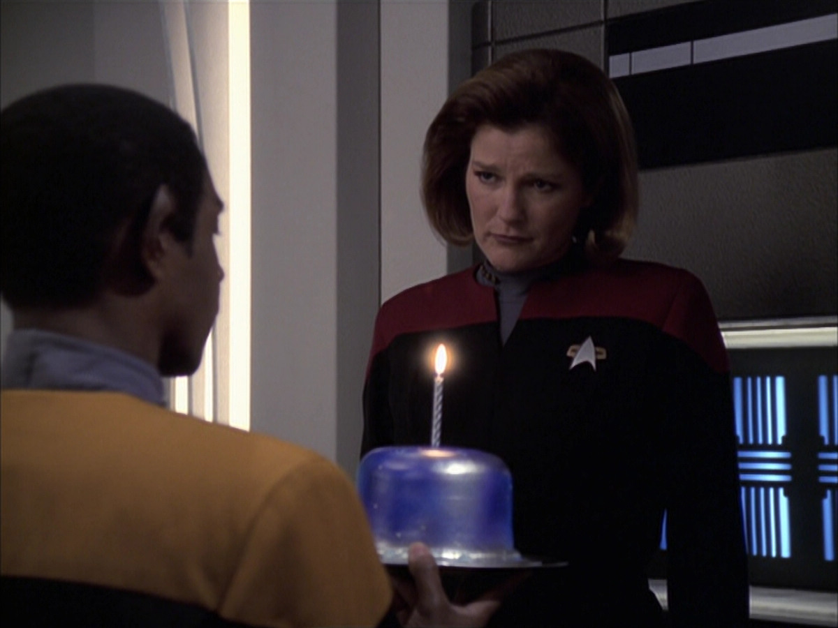 extant_StarTrek_VOY_6x23-Fury_00137.jpg