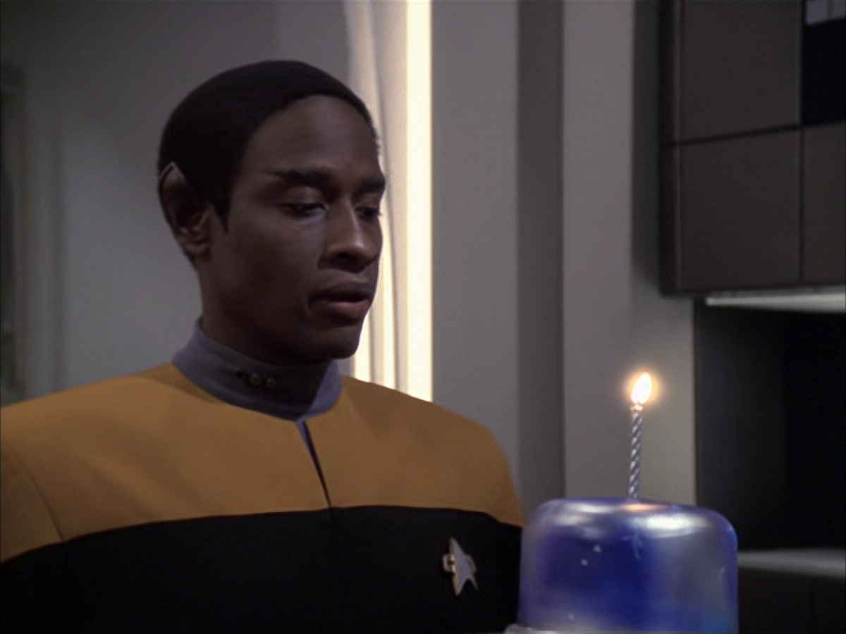 extant_StarTrek_VOY_6x23-Fury_00144.jpg