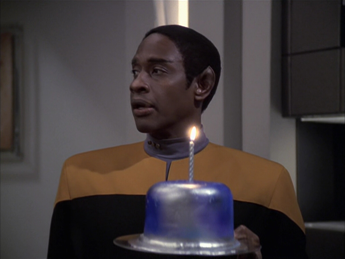 extant_StarTrek_VOY_6x23-Fury_00146.jpg