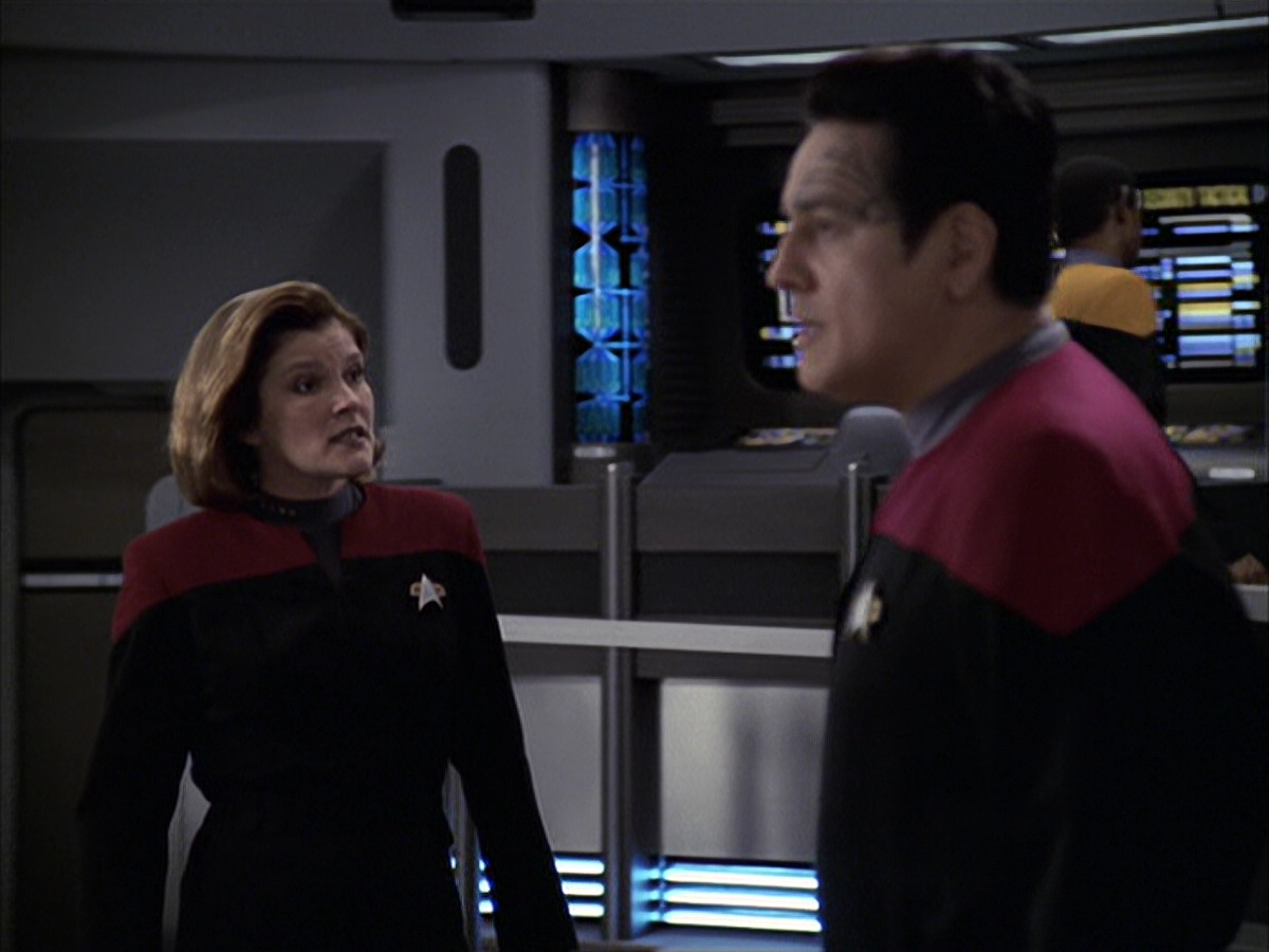 extant_StarTrek_VOY_6x23-Fury_00171.jpg