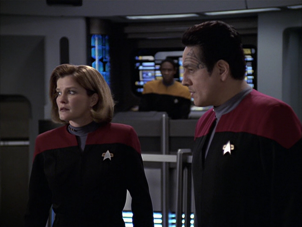 extant_StarTrek_VOY_6x23-Fury_00176.jpg