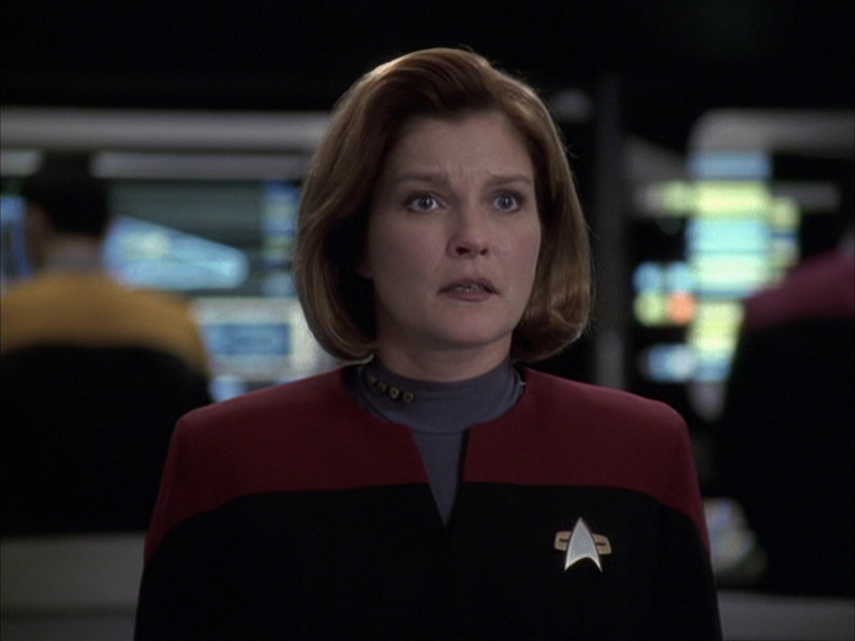 extant_StarTrek_VOY_6x23-Fury_00185.jpg