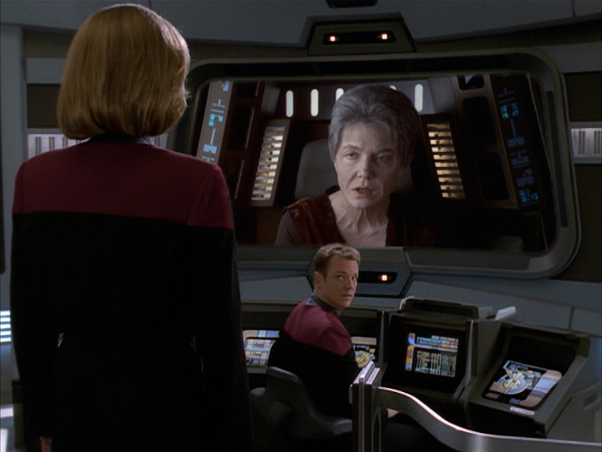 extant_StarTrek_VOY_6x23-Fury_00204.jpg
