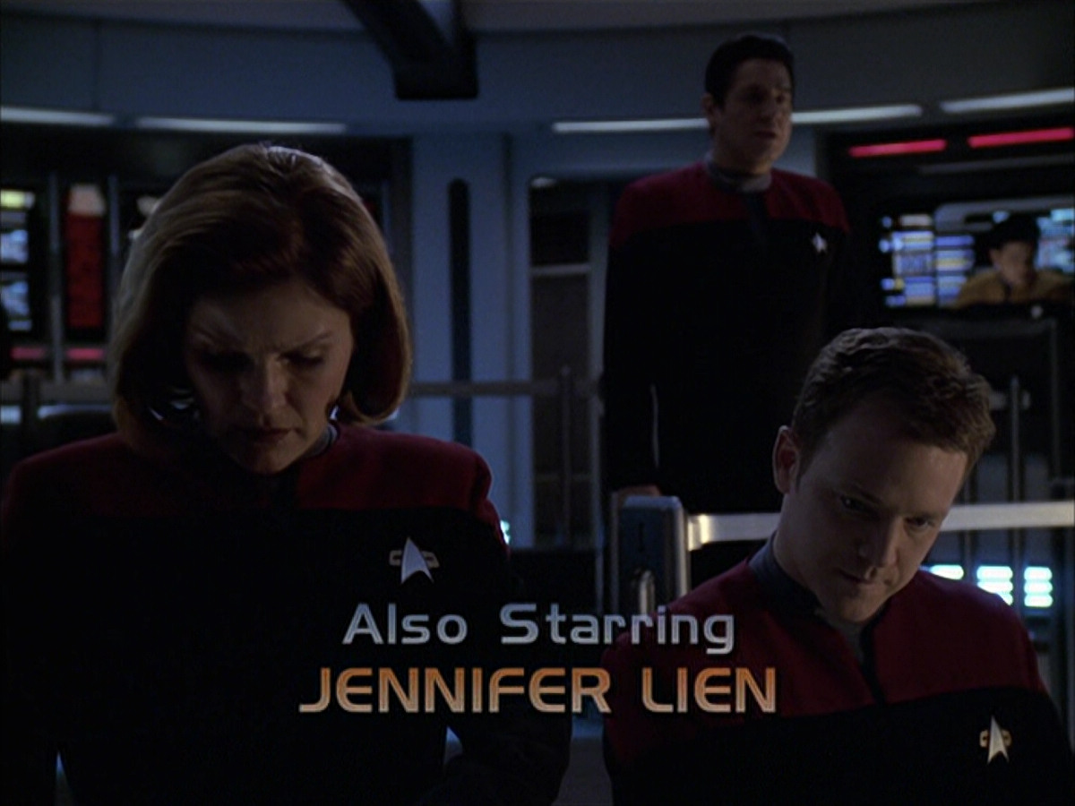 extant_StarTrek_VOY_6x23-Fury_00407.jpg