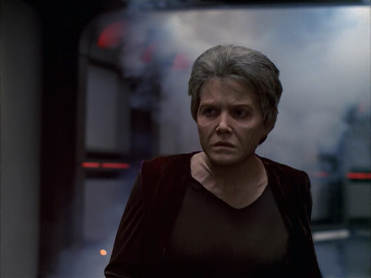 extant_StarTrek_VOY_6x23-Fury_00451.jpg