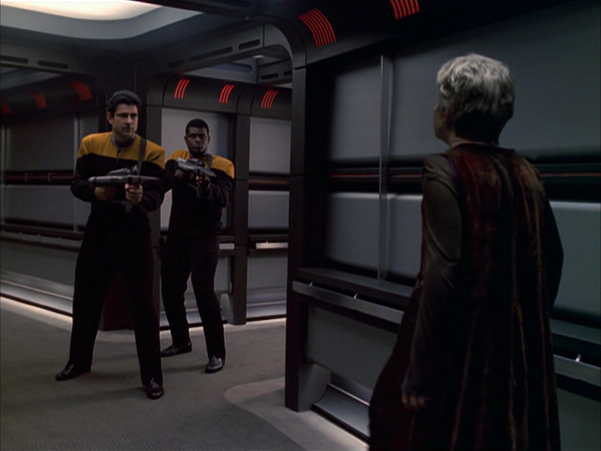 extant_StarTrek_VOY_6x23-Fury_00458.jpg