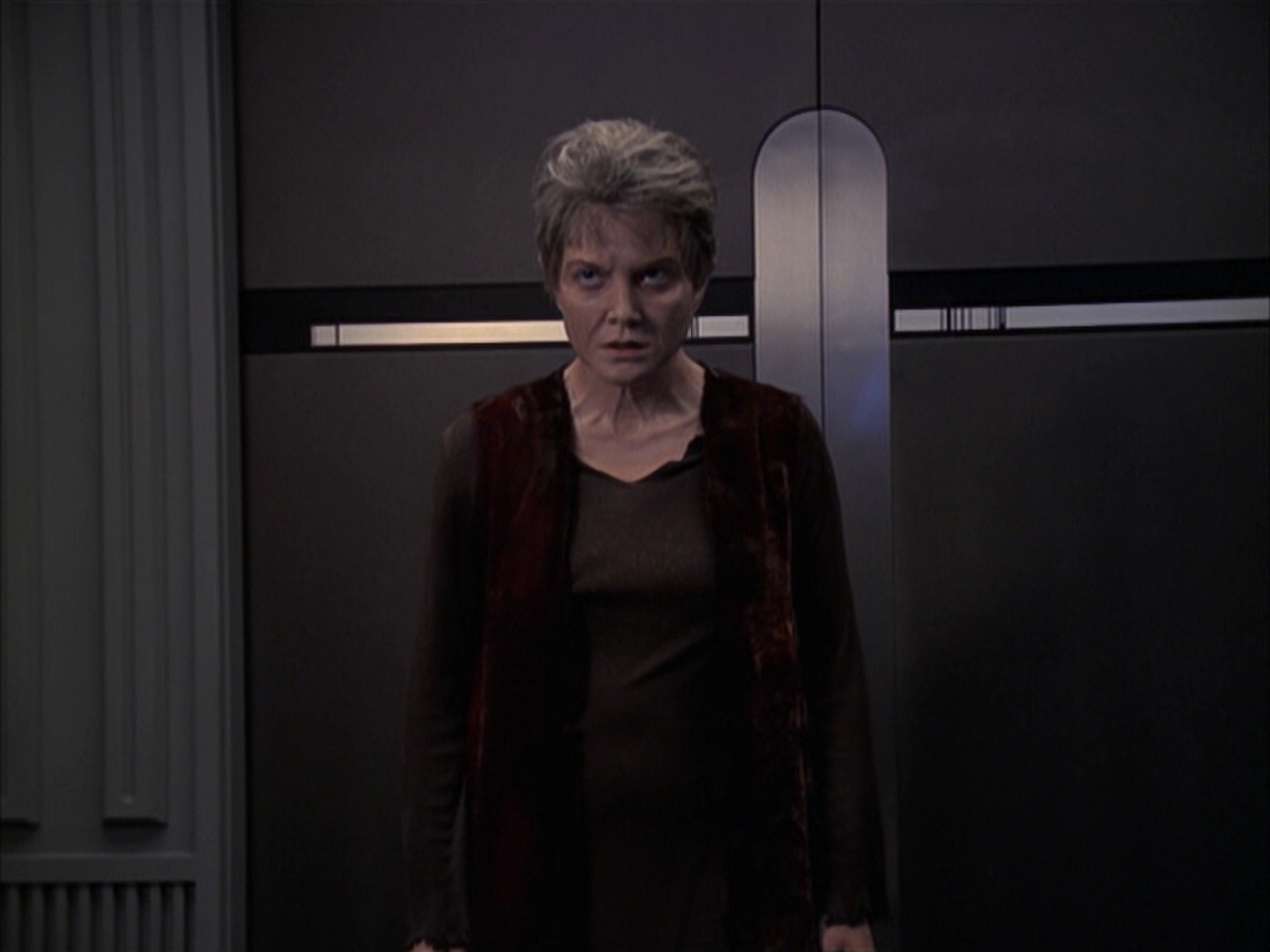 extant_StarTrek_VOY_6x23-Fury_00489.jpg