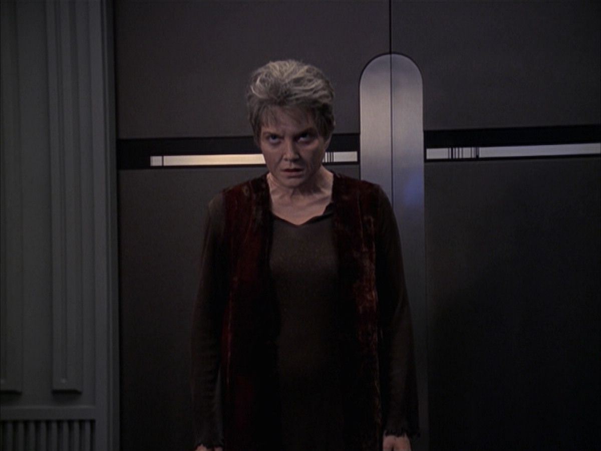 extant_StarTrek_VOY_6x23-Fury_00490.jpg