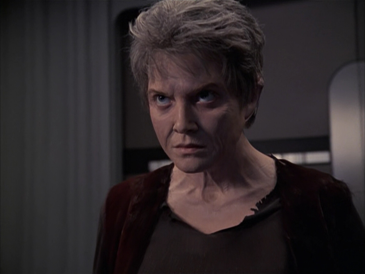extant_StarTrek_VOY_6x23-Fury_00497.jpg