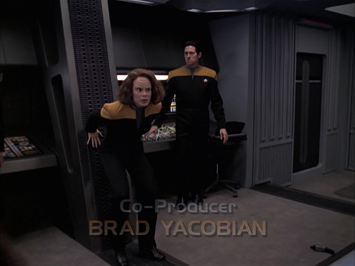 extant_StarTrek_VOY_6x23-Fury_00503.jpg