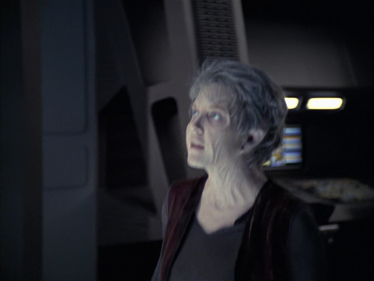 extant_StarTrek_VOY_6x23-Fury_00509.jpg