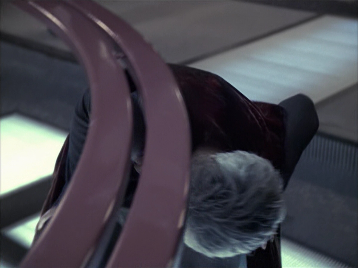 extant_StarTrek_VOY_6x23-Fury_00514.jpg