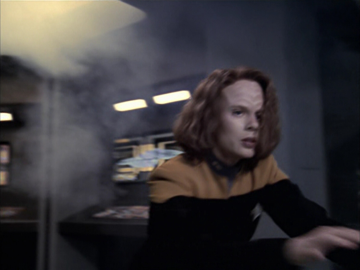 extant_StarTrek_VOY_6x23-Fury_00551.jpg
