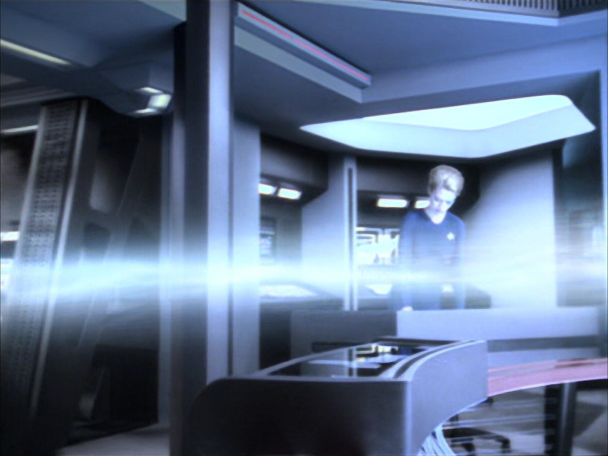 extant_StarTrek_VOY_6x23-Fury_00560.jpg