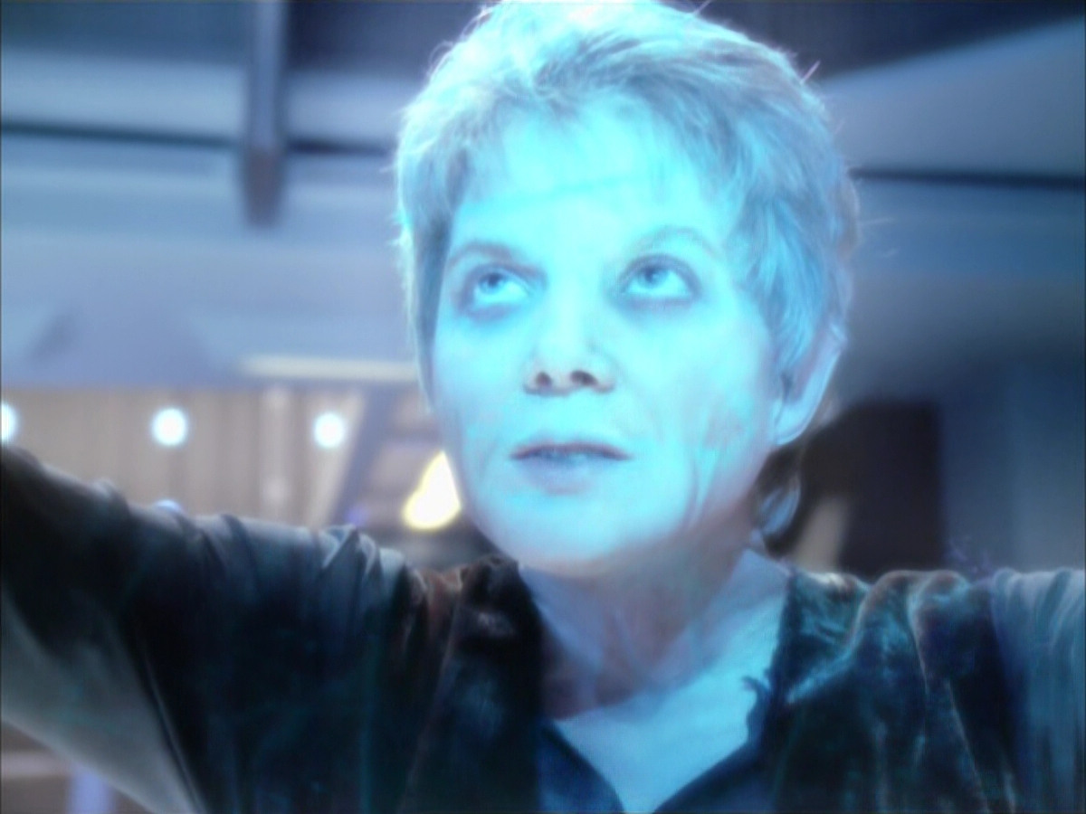 extant_StarTrek_VOY_6x23-Fury_00568.jpg