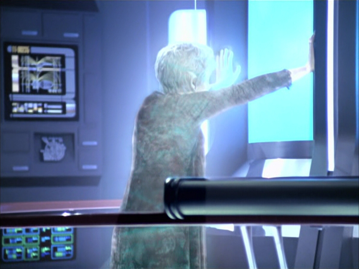 extant_StarTrek_VOY_6x23-Fury_00575.jpg