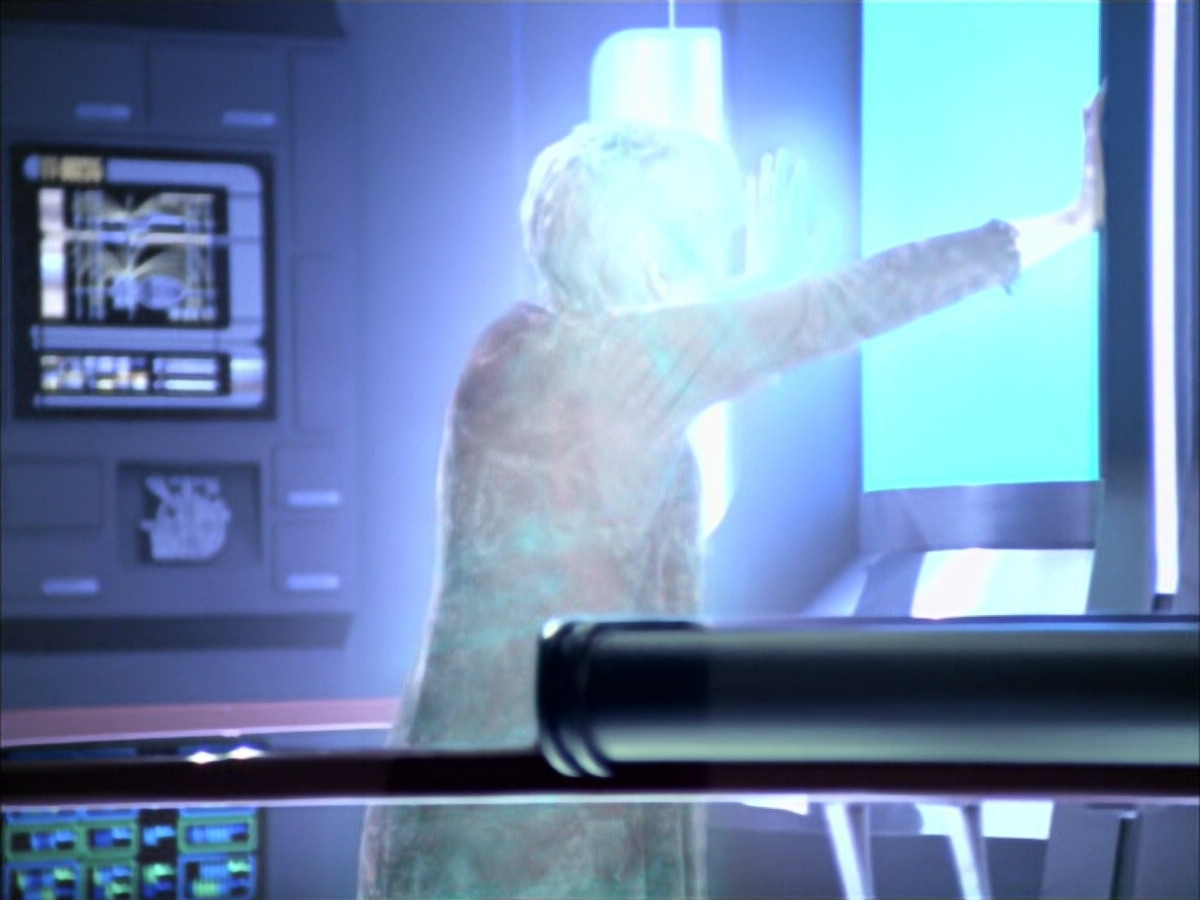 extant_StarTrek_VOY_6x23-Fury_00576.jpg