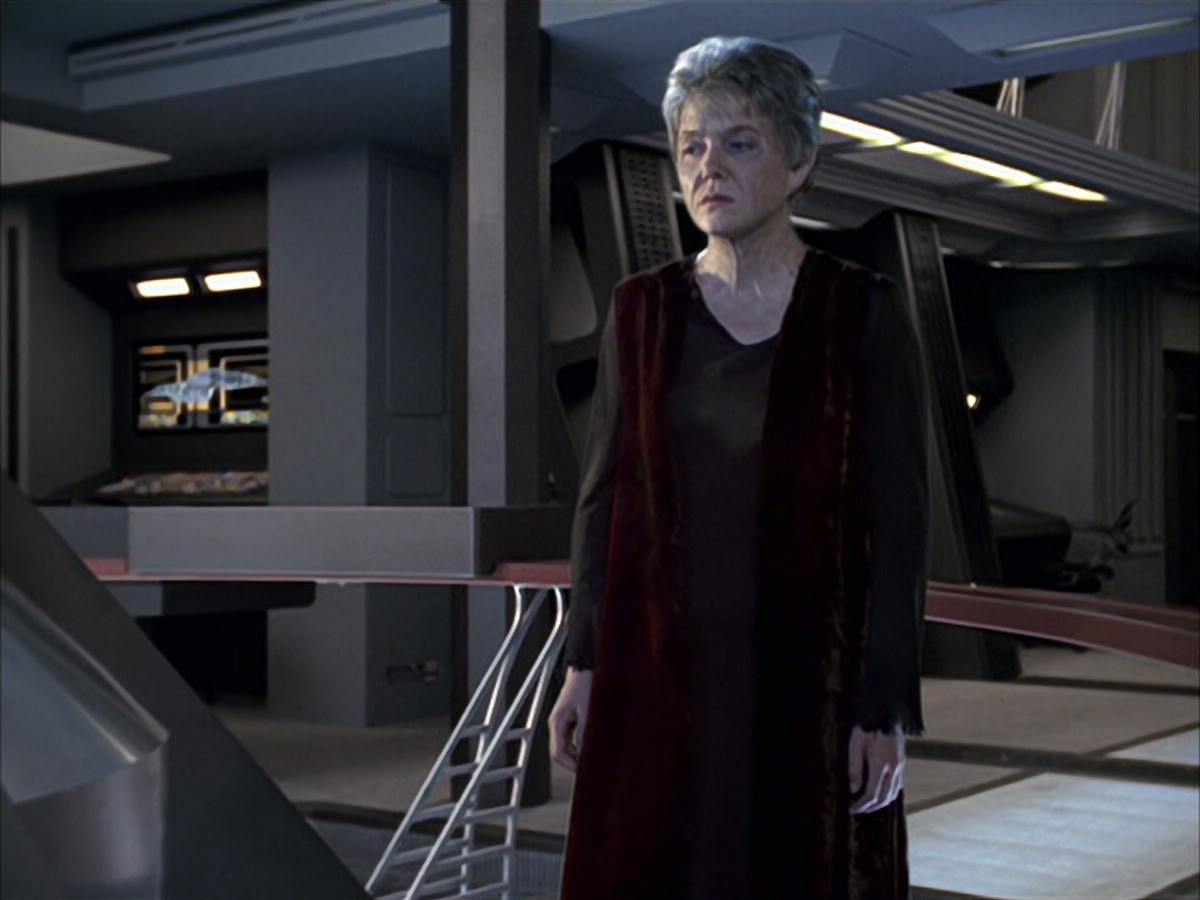 extant_StarTrek_VOY_6x23-Fury_00615.jpg