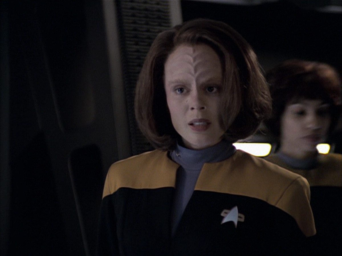 extant_StarTrek_VOY_6x23-Fury_00630.jpg