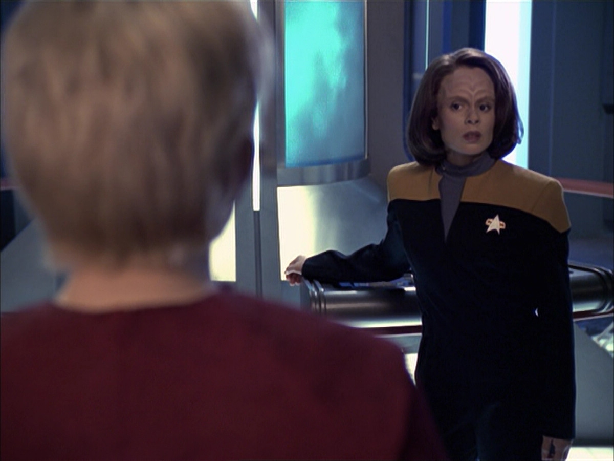 extant_StarTrek_VOY_6x23-Fury_00649.jpg